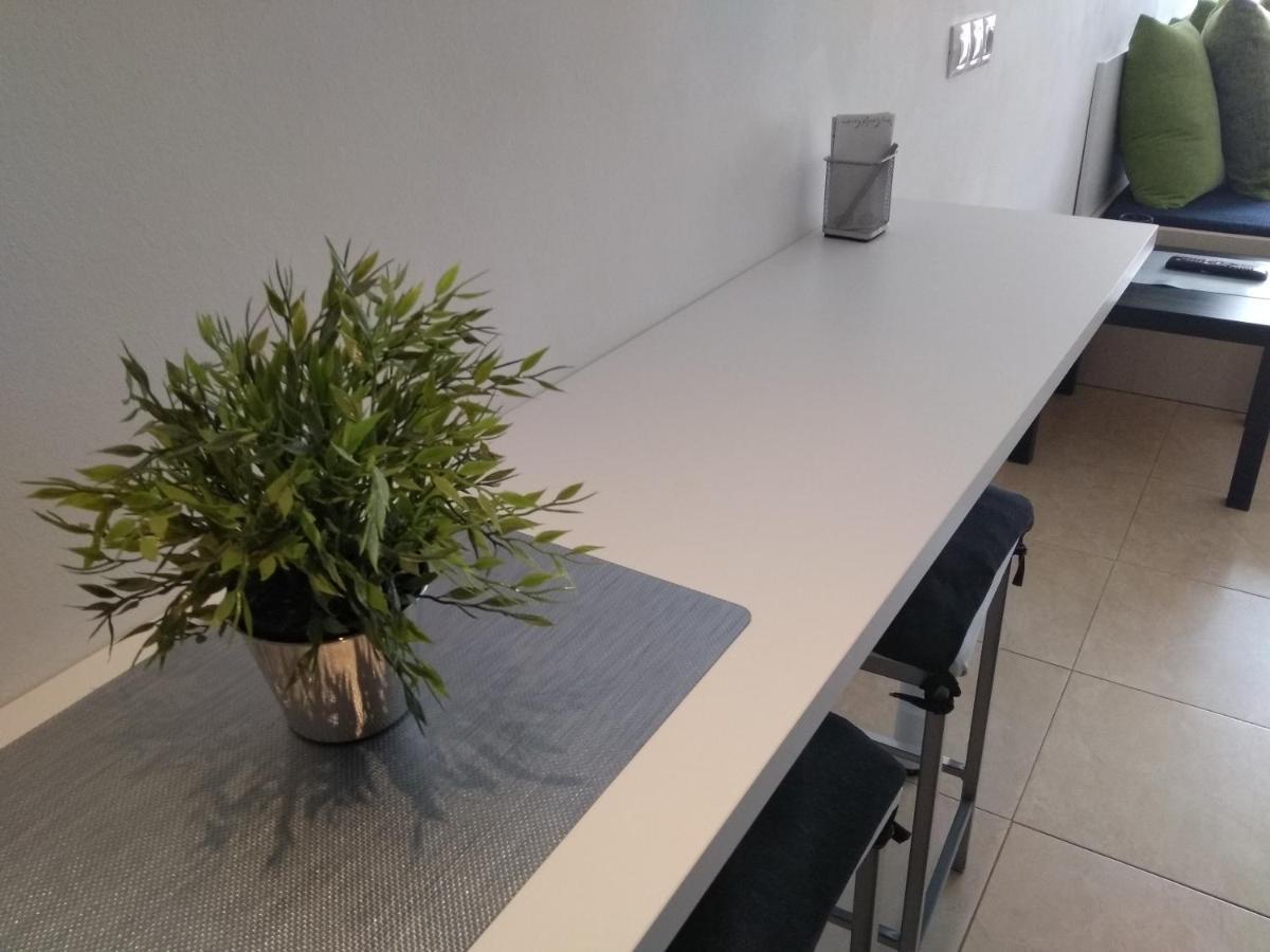 Centrico Y Acogedor Apartamento Girona Bagian luar foto